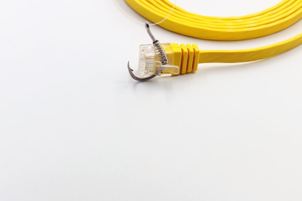 带钩子的Wi-fi电缆。网络攻击和在互联网上窃取个人资料的概念图片下载