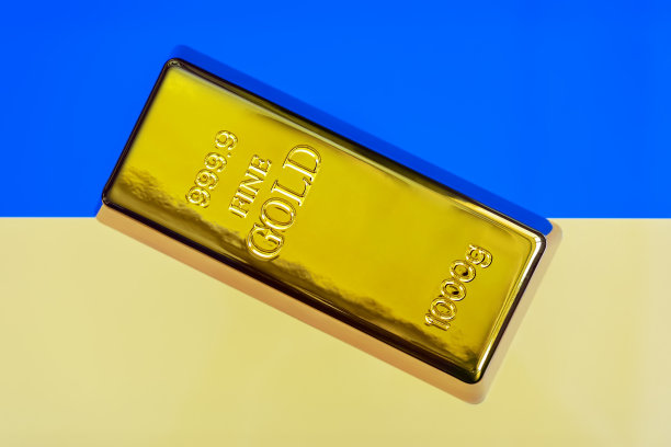金条上是乌克兰国旗，乌克兰黄金储备的概念图片下载