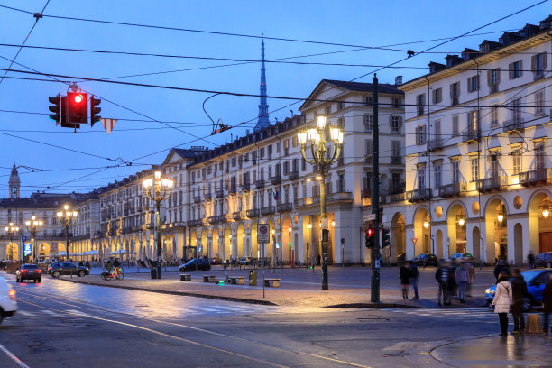 都灵之夜图片下载