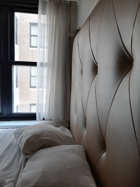 酒店的簇绒床头板图片下载