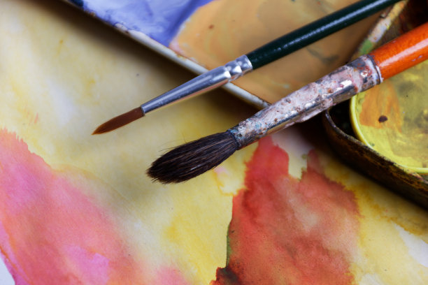 老式水彩颜料盒图片下载