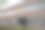 一个小型商业建筑的外观特写图片下载
