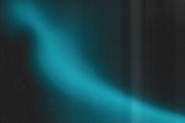 抽象的复古垃圾装饰浮雕与电影灰尘纹理和蓝色渐变的颜色。图片下载