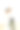 年轻的新郎和新娘在沙滩上图片下载