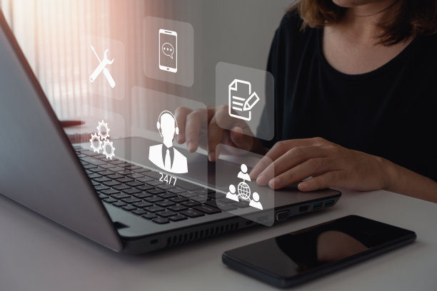 技术支持客户服务理念，女性手持电脑笔记本电脑与VR屏幕支持客户图标，技术互联网理念，it支持，呼叫中心和客户服务帮助24小时图片下载