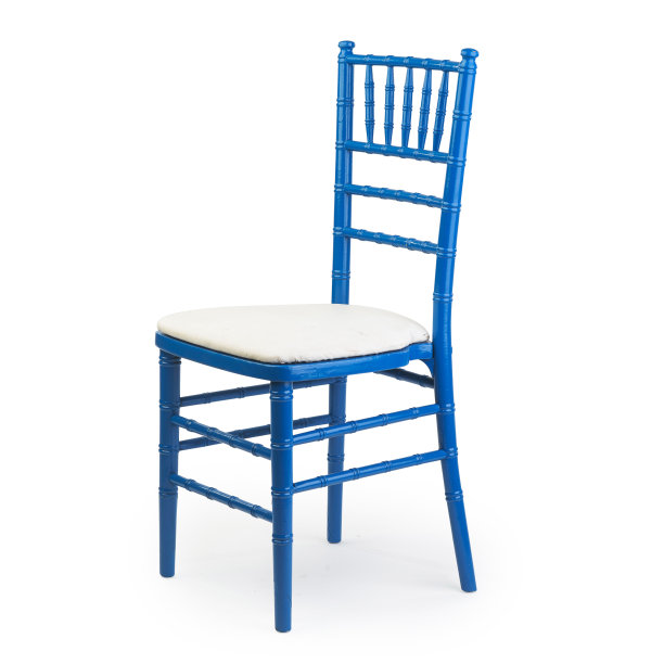 餐饮椅、婚礼椅或宴会椅（白色背景，已隔离）图片下载