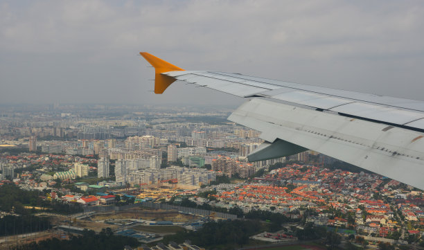 樟宜机场，从飞机窗口看图片下载