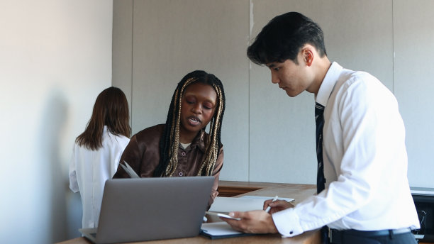 医药销售代表聊天图片下载