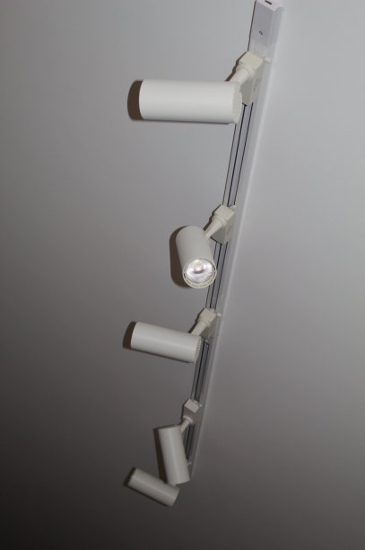 住宅和公寓室内用灯具和聚光灯图片下载