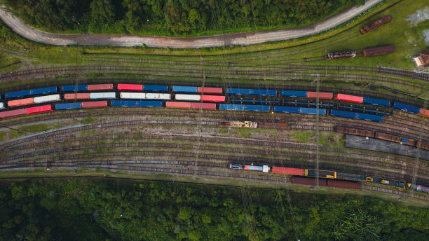 商业物流列车图片下载