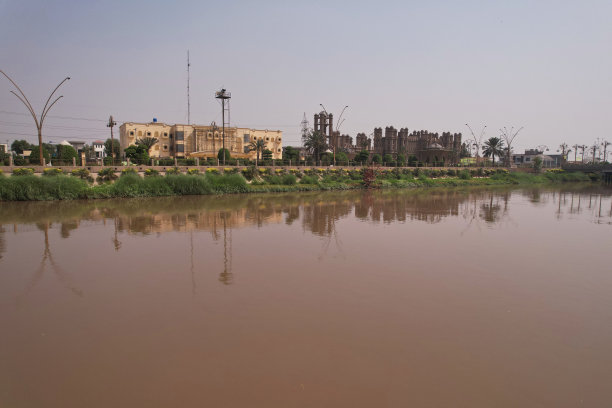 巴基斯坦旁遮普省古吉兰瓦拉市的鸟瞰图。图片下载