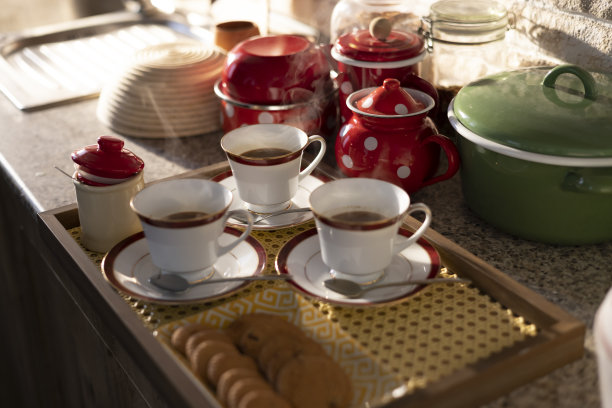 印度和巴基斯坦的传统茶图片下载