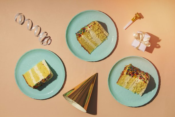 生日概念，美味的蛋糕图片下载