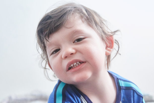 幼儿的面部表情图片下载