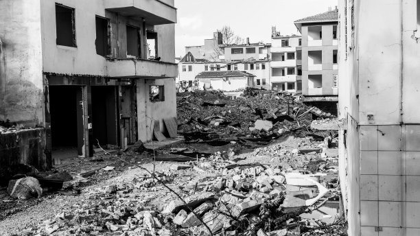 土耳其发生地震。土耳其大地震后的废墟。图片下载