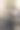 一个女人的照片与古董和复古的棕色皮革公文包。在户外的照片图片下载