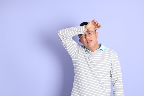 成年亚洲男人图片下载