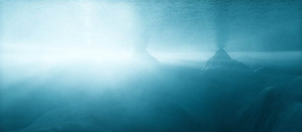 水下场景艺术作品。图片下载