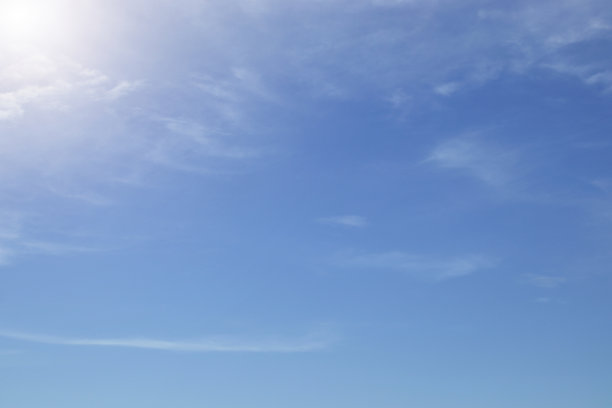 晨光蓝天，自然背景图片下载