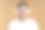 正男戴着耳机听着音乐，高兴极了图片下载