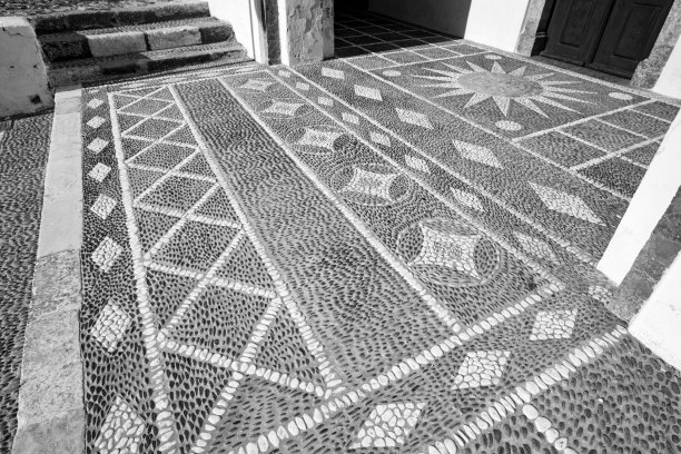 希腊圣托里尼岛皮尔戈斯卡利蒂斯的圣母玛利亚教堂(Eisodion tis Theotoku)图片下载