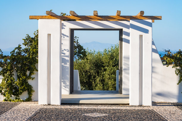 希腊南爱琴海群岛圣托里尼岛的建筑入口图片下载