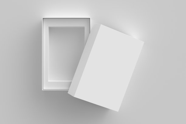 打开盒子包装模型在白色背景。设计模板图片下载