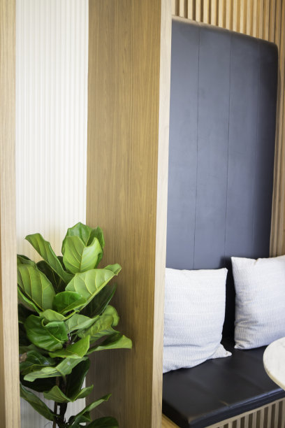 咖啡店顾客座位图片下载