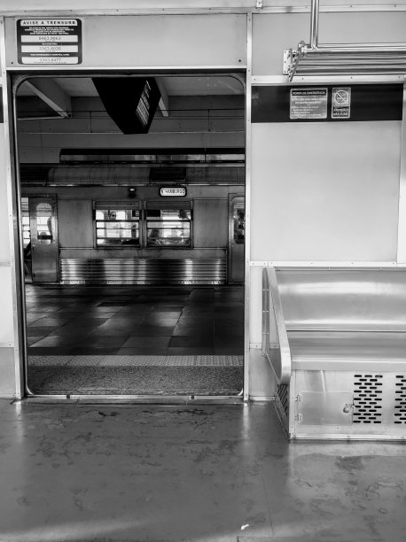 火车内部图片下载