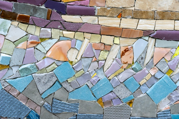 马赛克面板由瓷砖，大理石和花岗岩。抽象马赛克彩色陶瓷石材。图片下载