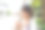 年轻的成年亚洲女学生在户外使用数字手机在线信息图片下载