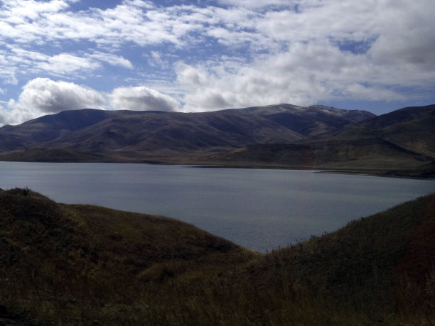 亚美尼亚格加尔库尼克省的著名景观塞万湖。最受欢迎的亚美尼亚地标图片下载