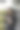 一个美丽的，微笑的女孩的肖像，拿着一杯咖啡饮料在她的手中。咖啡馆里的年轻女子。图片下载