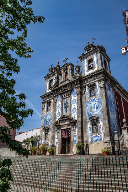 葡萄牙波尔图圣伊尔德丰索教堂图片下载