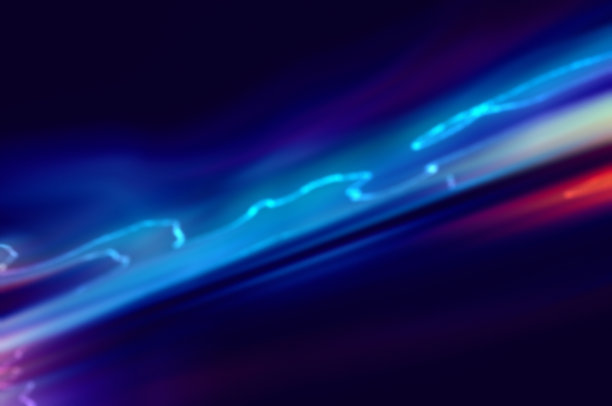 抽象的黑色背景与霓虹灯彩虹图片下载