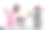 一个服装设计师坐在工作室的桌子上的肖像图片下载