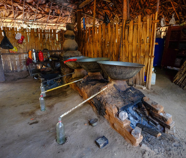 制作传统棕榈糖图片下载