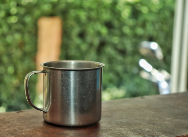 铁玻璃图片下载