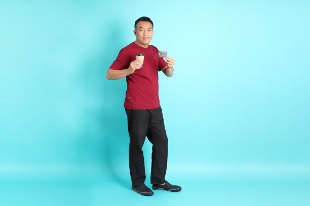 40多岁亚洲男人图片下载