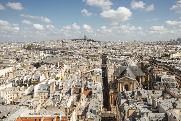 夏天，法国巴黎的屋顶景观图片下载