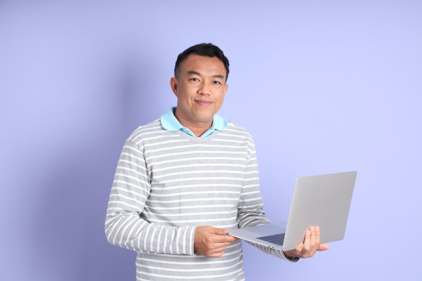 成年亚洲男人图片下载