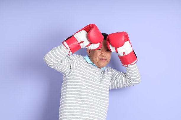 成年亚洲男人图片下载