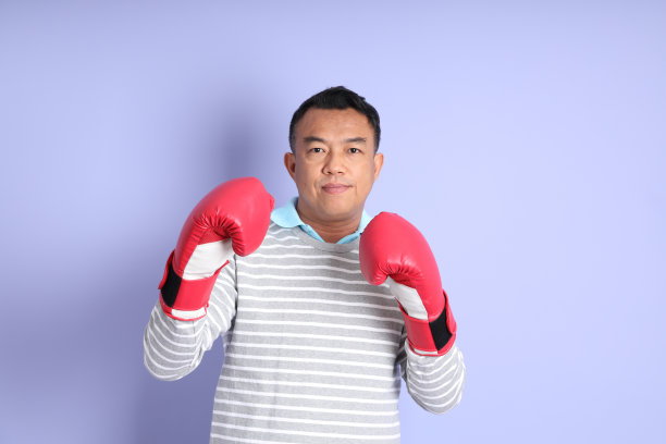 成年亚洲男人图片下载