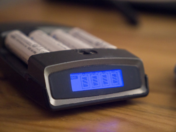 充电电池工艺，AA锂AAA可充电电池图片下载