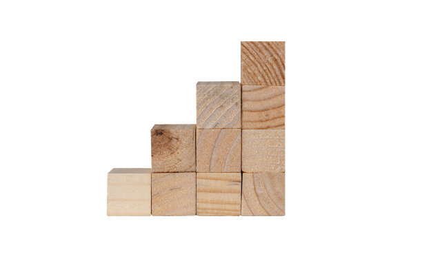 孤立地堆放空木块图片下载