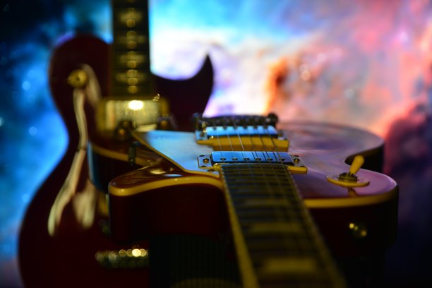 一个电吉他的特写镜头图片下载