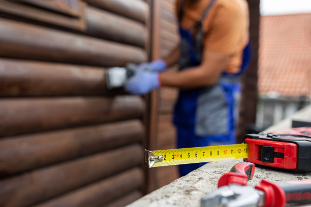 木屋维修概念。拷贝空间。图片下载