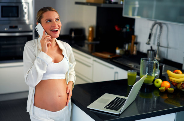 孕妇在家图片下载