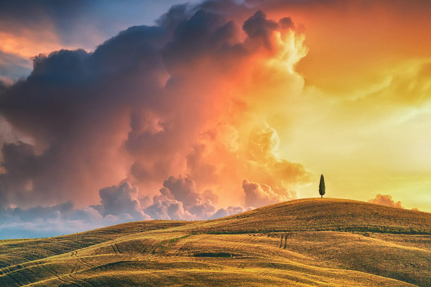 托斯卡纳的日落，风景艺术照片图片下载