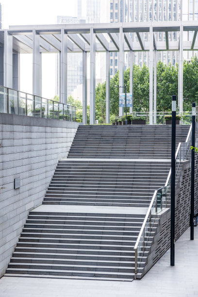 阳光室外梯图片下载